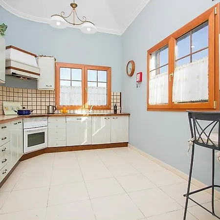 Villa Puerto Del Carmen Sleeps 6 Pool Wifi Puerto del Carmen (Lanzarote)